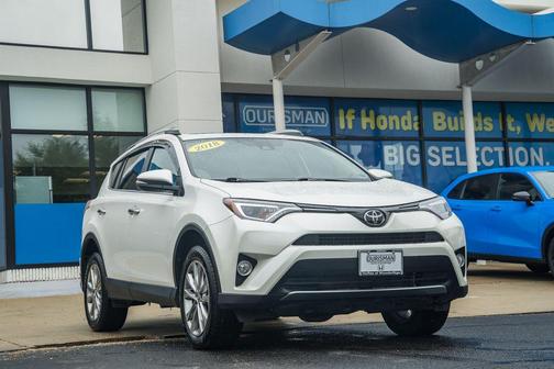 Blizzard Pearl 2018 Toyota RAV4 Limited