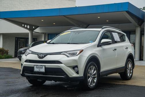 Blizzard Pearl 2018 Toyota RAV4 Limited