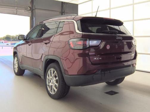 Velvet Red Pearlcoat 2022 Jeep Compass Latitude Lux