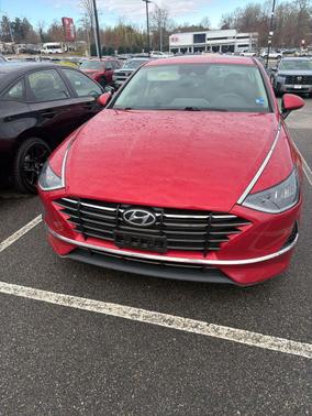 Calypso Red 2022 Hyundai SONATA SE