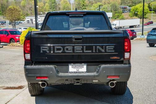 Crystal Black Pearl 2026 Honda Ridgeline TrailSport