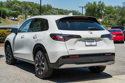 Platinum White Pearl 2026 Honda HR-V EX-L