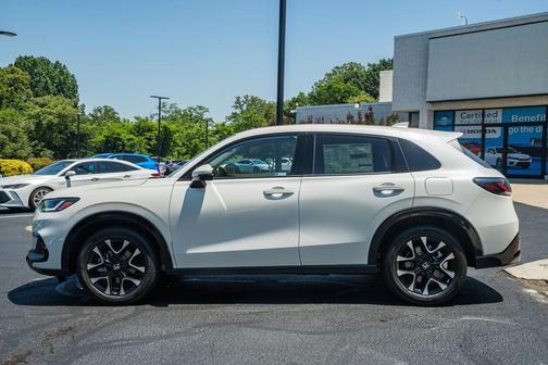Platinum White Pearl 2026 Honda HR-V EX-L