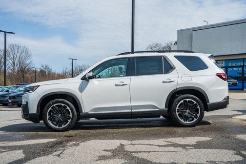 2026 Honda Pilot Touring 8-Passenger