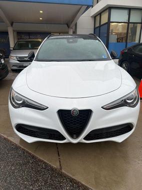 Alfa White 2022 Alfa Romeo Stelvio Ti