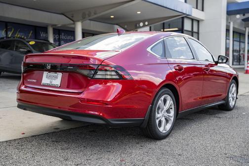 2025 Honda Accord LX 1.5T