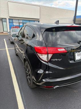 Crystal Black Pearl 2021 Honda HR-V AWD Sport