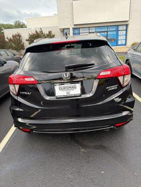 Crystal Black Pearl 2021 Honda HR-V AWD Sport