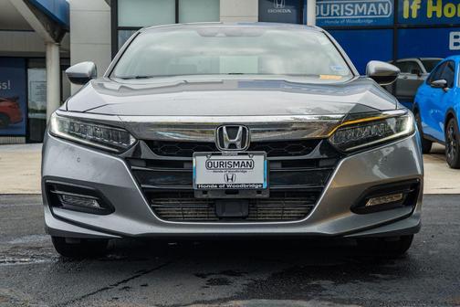 Silver Metallic 2018 Honda Accord Touring 2.0T