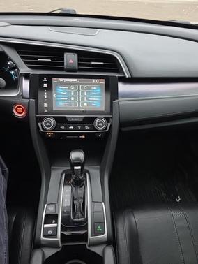 2016 Honda Civic Touring