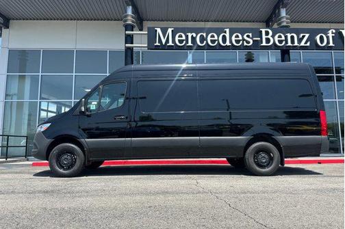 2025 Mercedes-Benz Sprinter 2500 High Roof