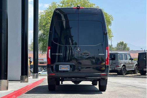 2025 Mercedes-Benz Sprinter 2500 High Roof