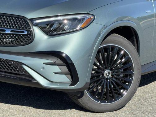 2025 Mercedes-Benz GLC 350e Base