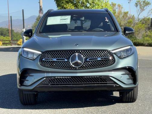 2025 Mercedes-Benz GLC 350e Base