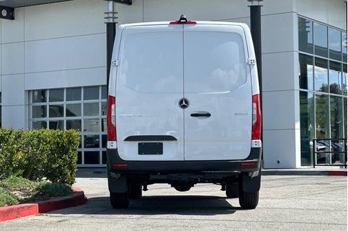 2025 Mercedes-Benz Sprinter 2500 Standard Roof