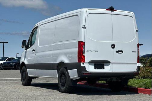 2025 Mercedes-Benz Sprinter 2500 Standard Roof