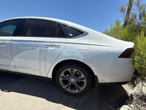 Platinum White Pearl 2024 Honda Accord EX