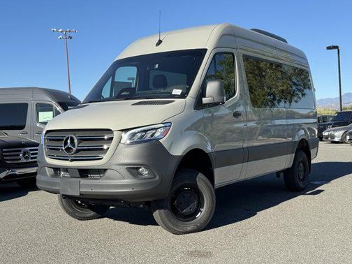 2026 Mercedes-Benz Sprinter 2500 Standard Roof