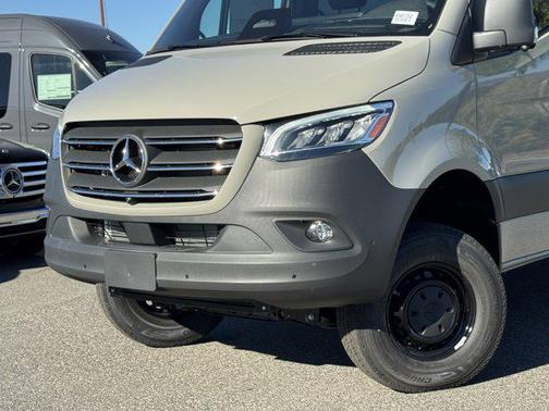 2026 Mercedes-Benz Sprinter 2500 Standard Roof