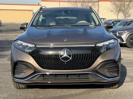 Sonoran Brown Metallic 2026 Mercedes-Benz EQS 400 400