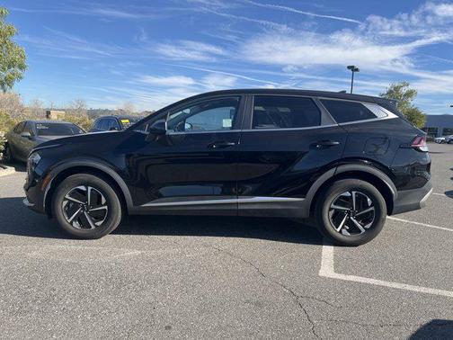 2023 Kia Sportage Hybrid LX