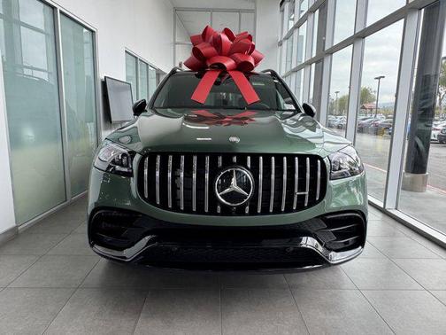 2026 Mercedes-Benz AMG GLS 63 Base