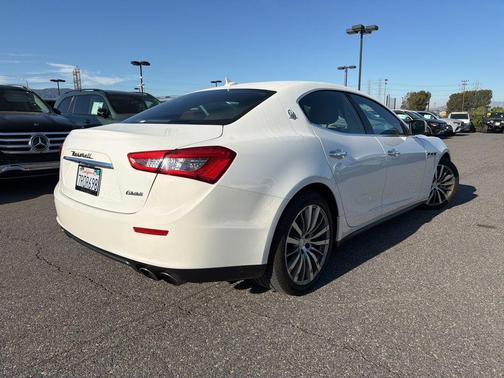 2016 Maserati Ghibli Base