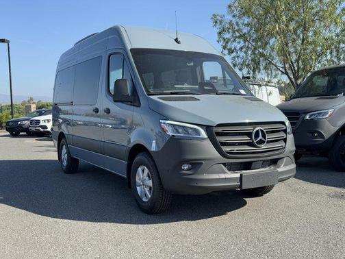 2025 Mercedes-Benz Sprinter 2500 Standard Roof