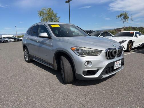 Glacier Silver Metallic 2017 BMW X1 xDrive 28i