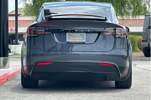 2023 Tesla Model X Standard Range