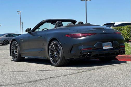 2025 Mercedes-Benz AMG SL 63 Base