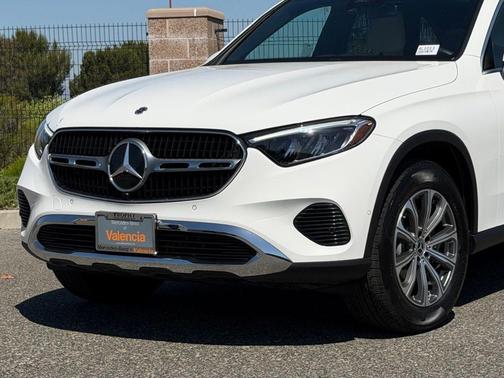 Polar White 2026 Mercedes-Benz GLC 300 4MATIC