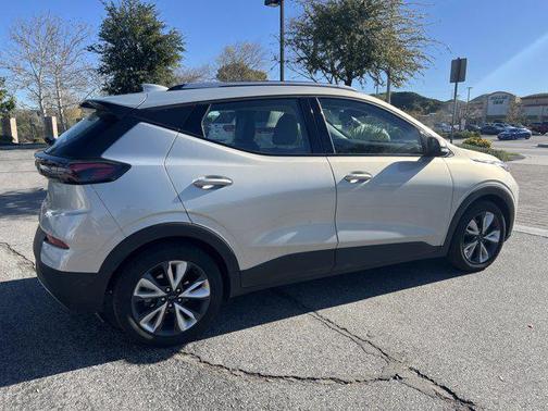 2022 Chevrolet Bolt EUV FWD LT