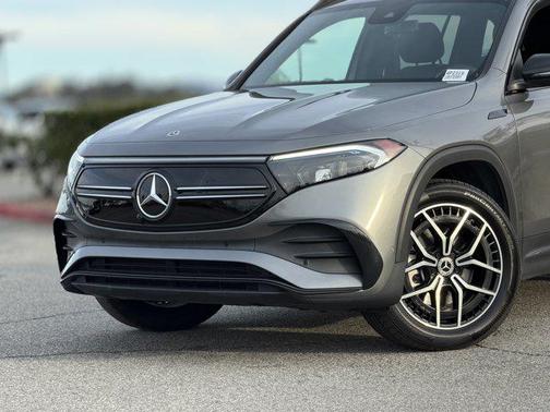 2022 Mercedes-Benz EQB 300 4MATIC