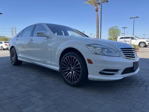 2010 Mercedes-Benz S-Class S 550