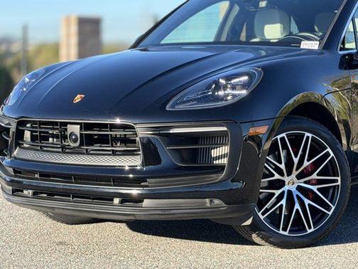 2023 Porsche Macan S