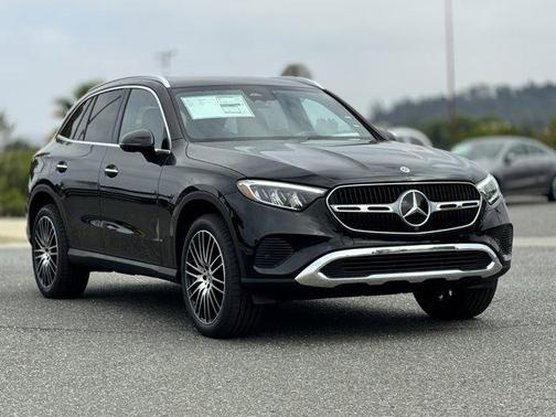 2025 Mercedes-Benz GLC 300 Base