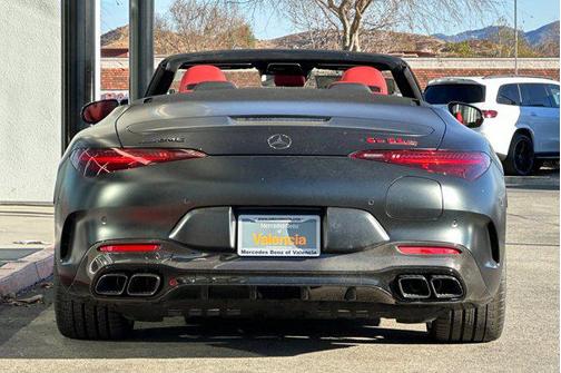 2024 Mercedes-Benz AMG SL 63 Base