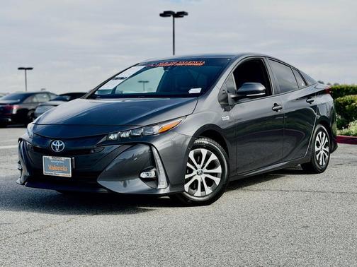 Magnetic Gray Metallic 2022 Toyota Prius Prime Limited