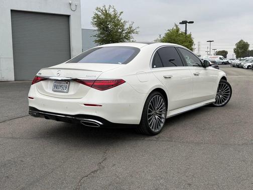 MANUFAKTUR Diamond White 2023 Mercedes-Benz S-Class 4MATIC