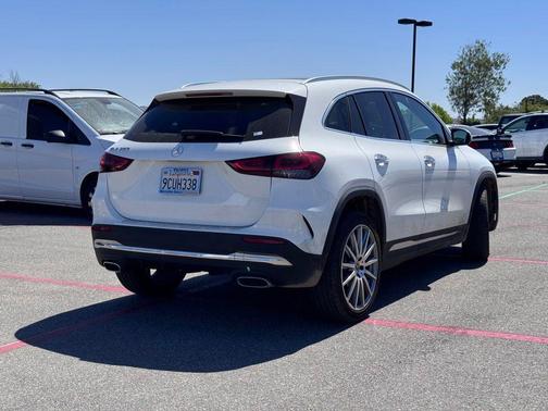 Polar White 2022 Mercedes-Benz GLA 250 Base