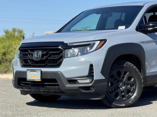 2022 Honda Ridgeline Black