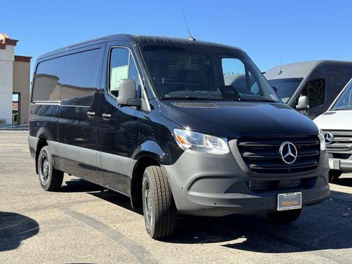2026 Mercedes-Benz Sprinter 2500 Standard Roof