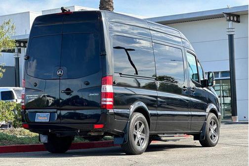 2017 Mercedes-Benz Sprinter 2500 Standard Roof