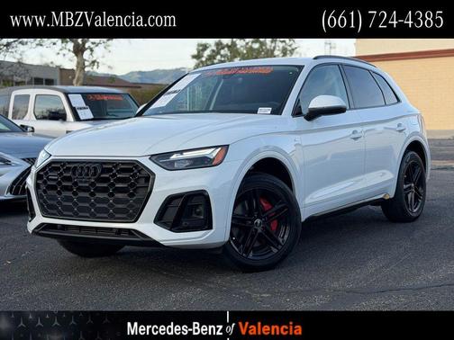 Glacier White Metallic 2022 Audi Q5 55 S line Premium Plus