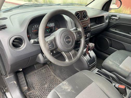 2012 Jeep Compass Sport