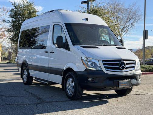 2017 Mercedes-Benz Sprinter 2500 Standard Roof