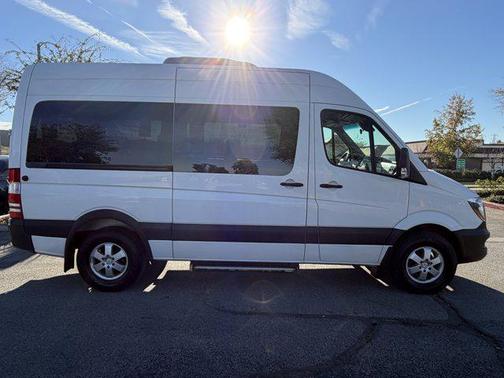 2017 Mercedes-Benz Sprinter 2500 Standard Roof