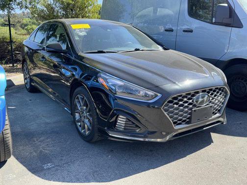 2019 Hyundai SONATA Limited 2.0T