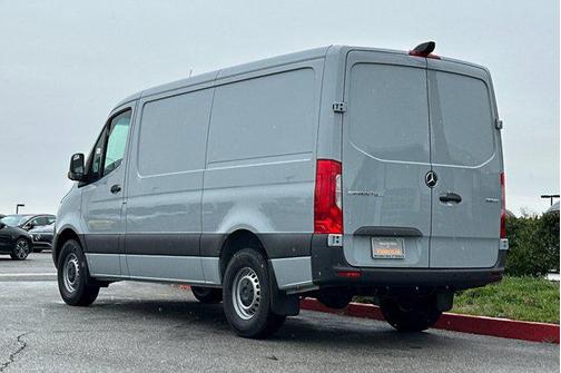 2025 Mercedes-Benz Sprinter 2500 Standard Roof
